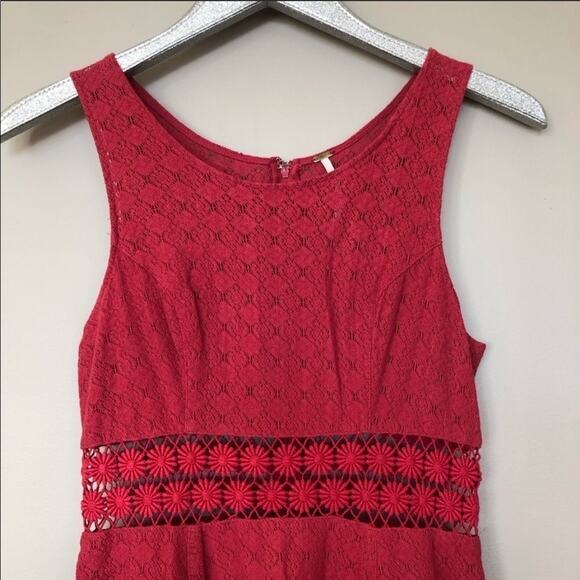 Free People Red Daisy Cut Out Waist Dress Size 6 - Picture 2 of 8